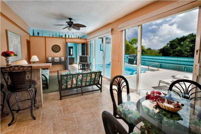 Pavilions And Pools Condo Villas Mandal Номер фото